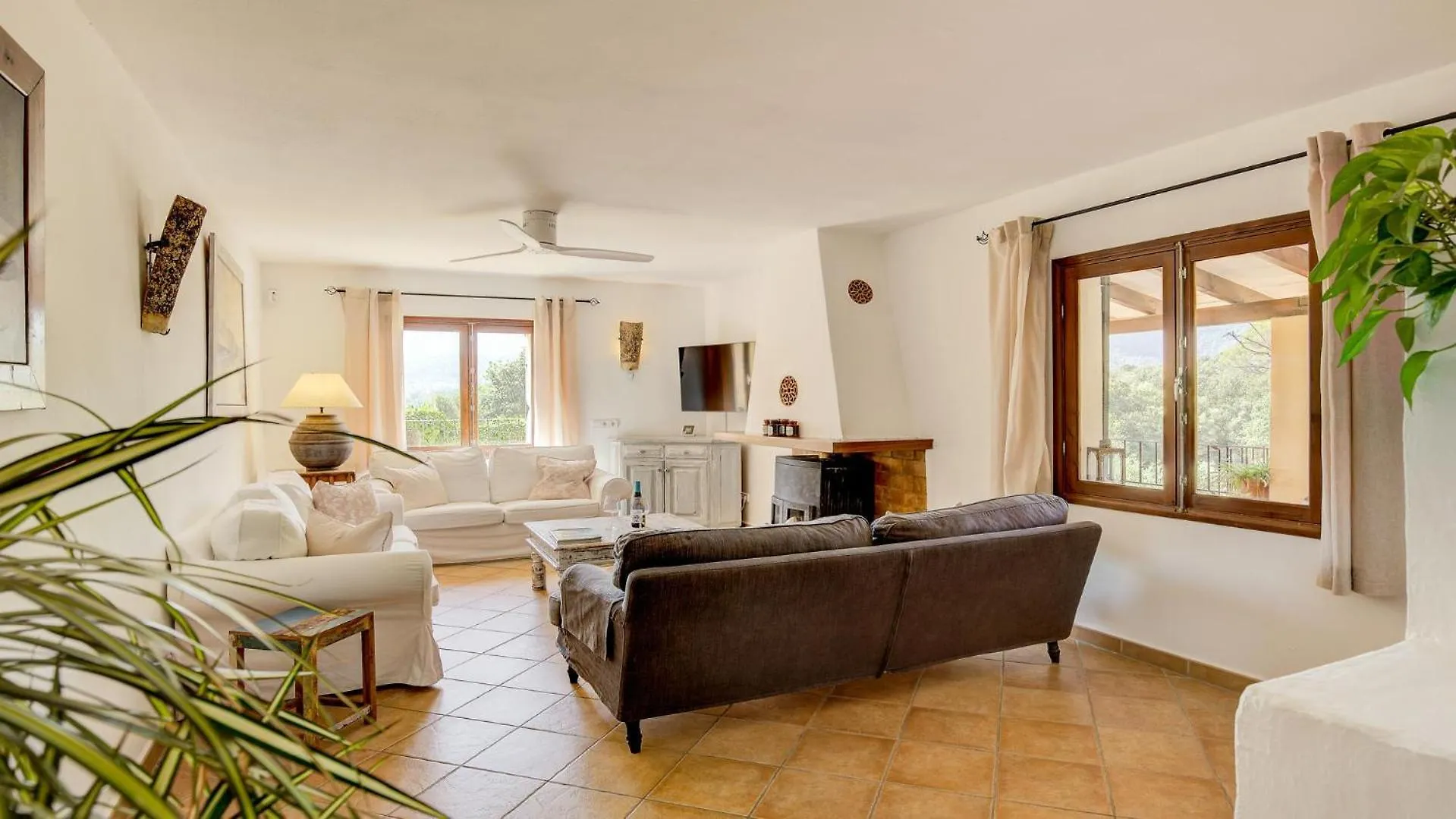 Country house Finca La Coma Pollenca