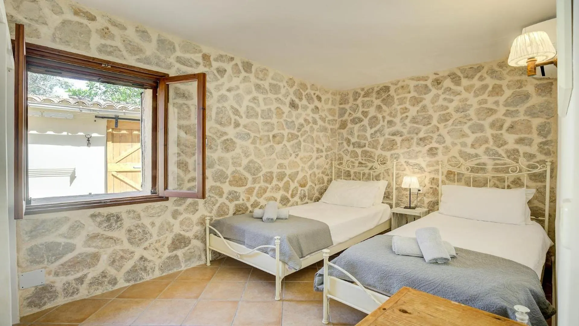 Finca La Coma Pollenca